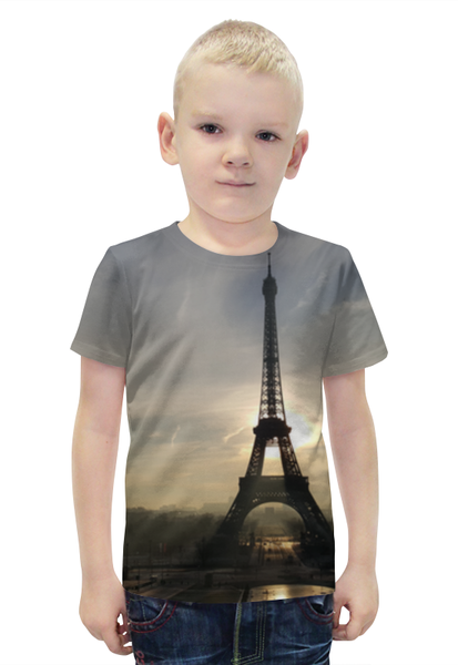 Заказать детскую футболку в Москве. Футболка с полной запечаткой для мальчиков Эйфелева башня на закате от Romario  - готовые дизайны и нанесение принтов.