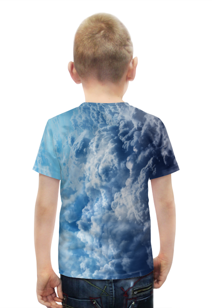 Заказать детскую футболку в Москве. Футболка с полной запечаткой для мальчиков Облака от trugift - готовые дизайны и нанесение принтов.
