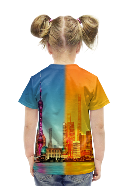 Заказать детскую футболку в Москве. Футболка с полной запечаткой для девочек Город в красках от THE_NISE  - готовые дизайны и нанесение принтов.