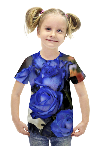 Заказать детскую футболку в Москве. Футболка с полной запечаткой для девочек Синие розы от weeert - готовые дизайны и нанесение принтов.