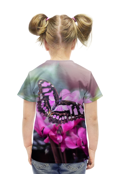 Заказать детскую футболку в Москве. Футболка с полной запечаткой для девочек Бабочка на цветах от weeert - готовые дизайны и нанесение принтов.