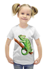 Заказать детскую футболку в Москве. Футболка с полной запечаткой для девочек Зеленый хамелеон на ветке от tigerda  - готовые дизайны и нанесение принтов.