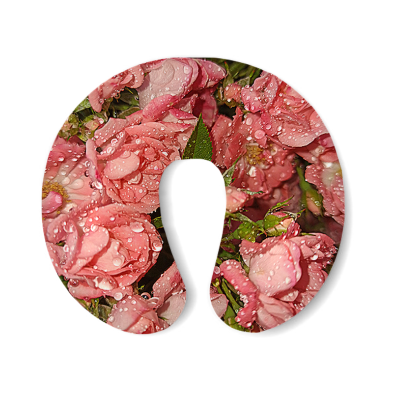 цена Printio Подушка для шеи Розовые розы.