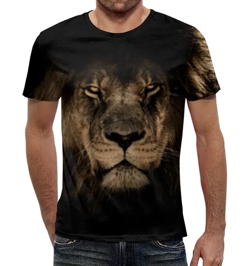 Заказать мужскую футболку в Москве. Футболка с полной запечаткой (мужская) Хищный лев от weeert - готовые дизайны и нанесение принтов.