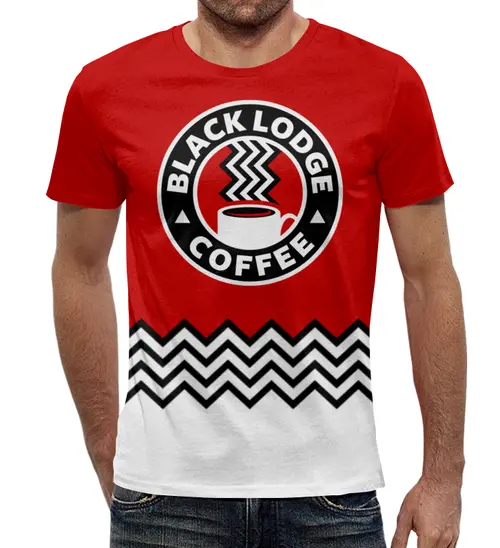 Заказать мужскую футболку в Москве. Футболка с полной запечаткой (мужская) Твин Пикс. Black Lodge Coffee от geekbox - готовые дизайны и нанесение принтов.