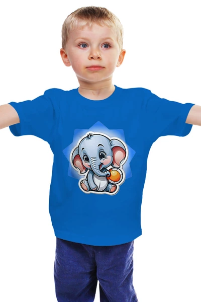 Заказать детскую футболку в Москве. Детская футболка классическая унисекс слоненок и мяч от evragka  - готовые дизайны и нанесение принтов.