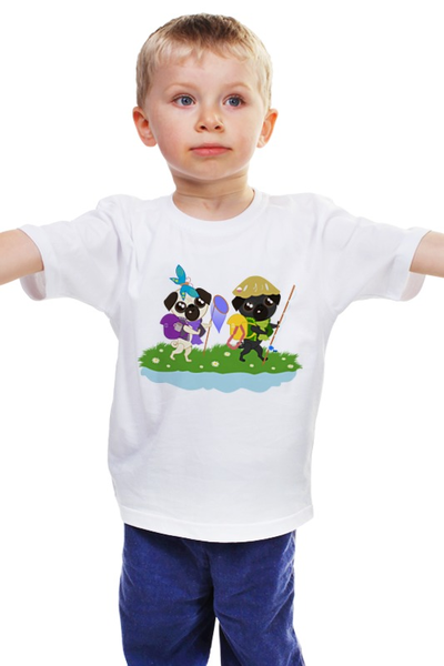 Заказать детскую футболку в Москве. Детская футболка классическая унисекс Мопсы идут в поход. от NorrD - готовые дизайны и нанесение принтов.
