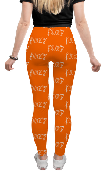 Заказать леггинсы в Москве. Леггинсы Стильные надписи "foxy" на оранжевом фоне от Елена Эйдукайтис - готовые дизайны и нанесение принтов.