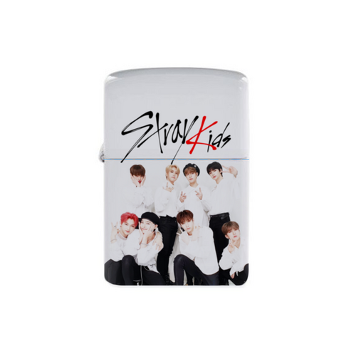 Заказать зажигалки в Москве. Зажигалка STRAY KIDS  от geekbox - готовые дизайны и нанесение принтов.