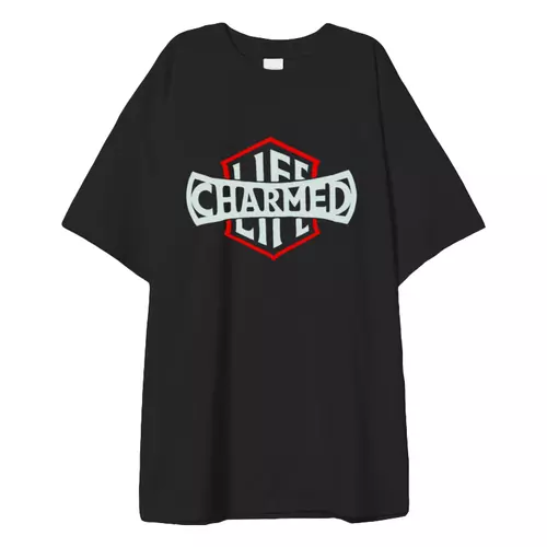 Заказать мужскую футболку в Москве. Футболка оверсайз Life Charmed от Leichenwagen - готовые дизайны и нанесение принтов.