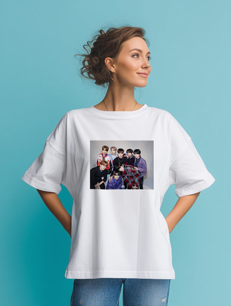 Заказать мужскую футболку в Москве. Футболка оверсайз Stray kids от Александр Серебренников - готовые дизайны и нанесение принтов.