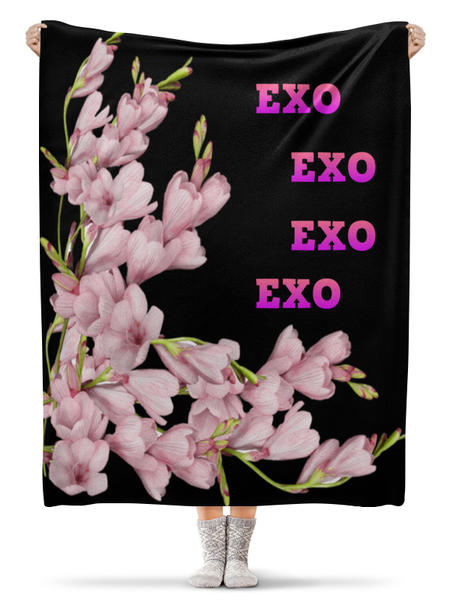 Заказать плед в Москве. Плед флисовый 130x170 см EXO розовые цветы от nionilla - готовые дизайны и нанесение принтов.