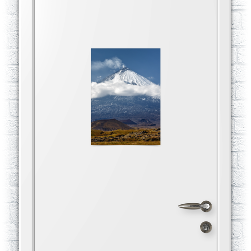 Заказать плакат в Москве. Плакат A3(29.7x42) Камчатка, осенний пейзаж, извержение вулкана от Александр Пирагис - готовые дизайны и нанесение принтов.
