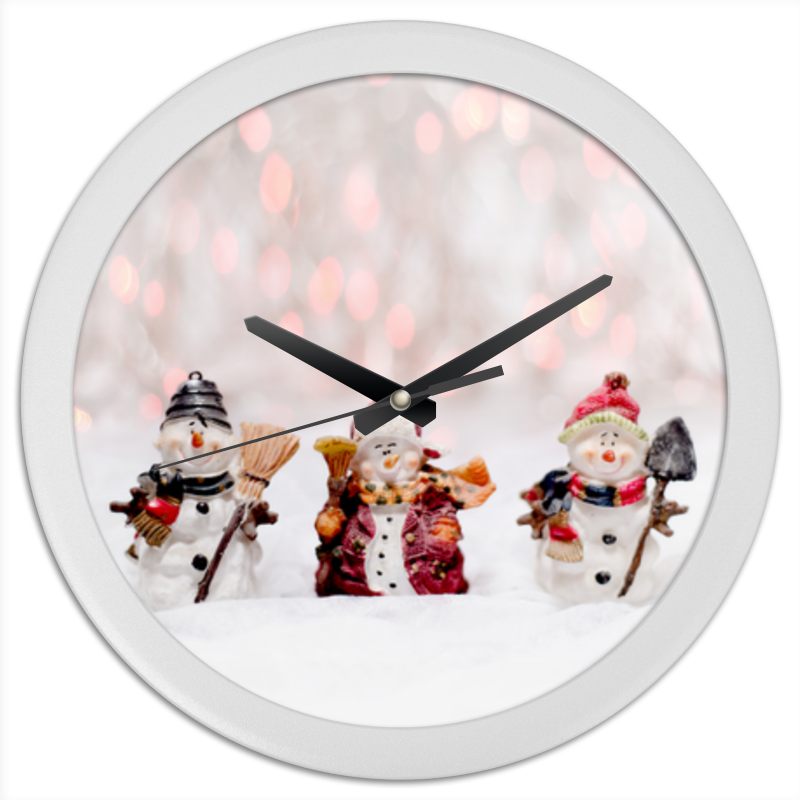 Printio Часы круглые из пластика Три снеговика