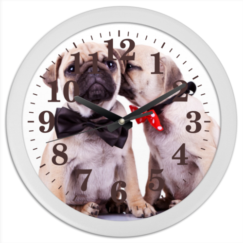 Заказать часы для офиса в Москве. Часы круглые из пластика Pugs  от Анастасияa - готовые дизайны и нанесение принтов.