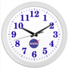Заказать часы для офиса в Москве. Часы круглые из пластика NASA | НАСА от The Spaceway  - готовые дизайны и нанесение принтов.
