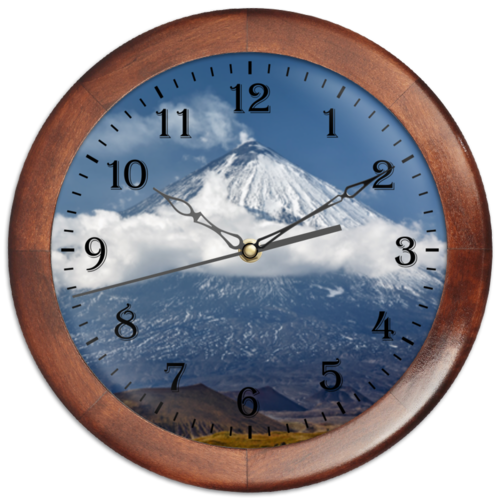 Заказать часы для офиса в Москве. Часы круглые из дерева Камчатка, осенний пейзаж, извержение вулкана от Александр Пирагис - готовые дизайны и нанесение принтов.