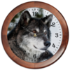Заказать часы для офиса в Москве. Часы круглые из дерева Серый волк от weeert - готовые дизайны и нанесение принтов.