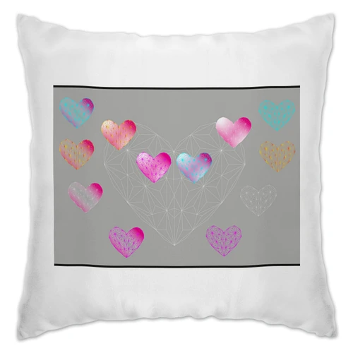 Заказать подушку в Москве. Подушка  Low Poly Heart  от natulia_hatulia@yahoo.com - готовые дизайны и нанесение принтов.