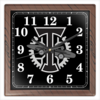 Заказать часы для офиса в Москве. Часы квадратные из пластика (под дерево) Торпедо Москва от Серёга  - готовые дизайны и нанесение принтов.