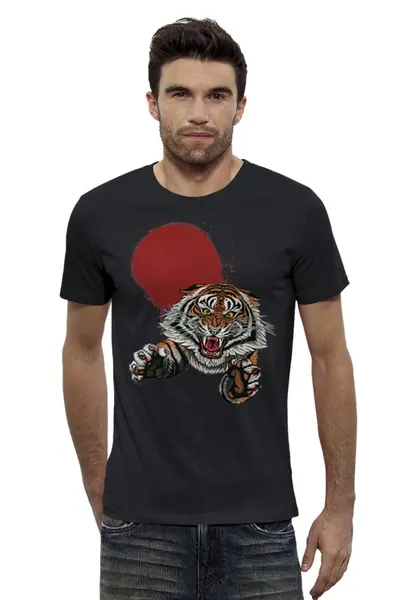 Заказать мужскую футболку в Москве. Футболка базовая Бросок тигра от printik - готовые дизайны и нанесение принтов.