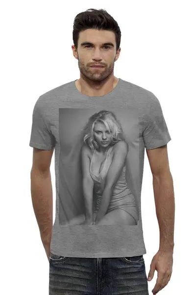 Заказать мужскую футболку в Москве. Футболка базовая Scarlett Johansson от KinoArt - готовые дизайны и нанесение принтов.