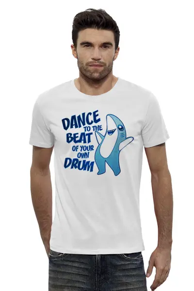 Заказать мужскую футболку в Москве. Футболка базовая Танцующая Акула от printik - готовые дизайны и нанесение принтов.