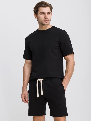 Заказать мужскую одежду в Москве. Tовар Черный комплект с шортами от BezPrinta  - готовые дизайны и нанесение принтов.