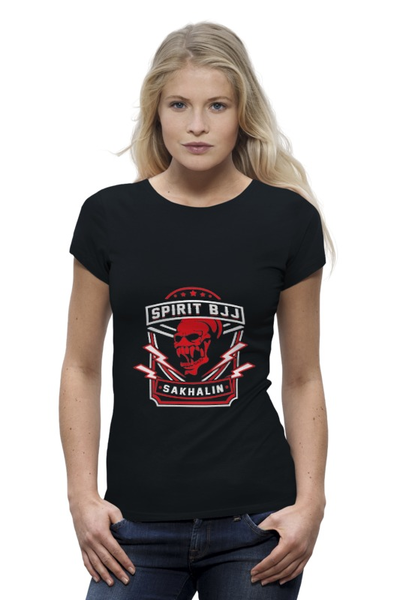 Заказать женскую футболку в Москве. Футболка базовая Spirit BJJ Sakhalin Skull Hoodie (Black) от kiralabu - готовые дизайны и нанесение принтов.