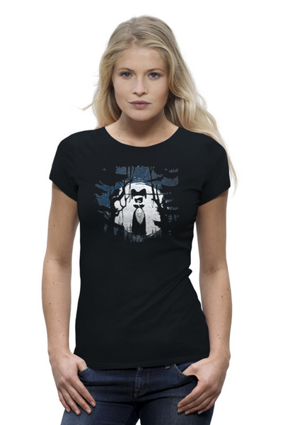 Заказать женскую футболку в Москве. Футболка базовая Forest Girl In The Woods от oneredfoxstore@gmail.com - готовые дизайны и нанесение принтов.