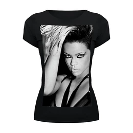 Заказать женскую футболку в Москве. Футболка базовая Rihanna b&w от solariren - готовые дизайны и нанесение принтов.