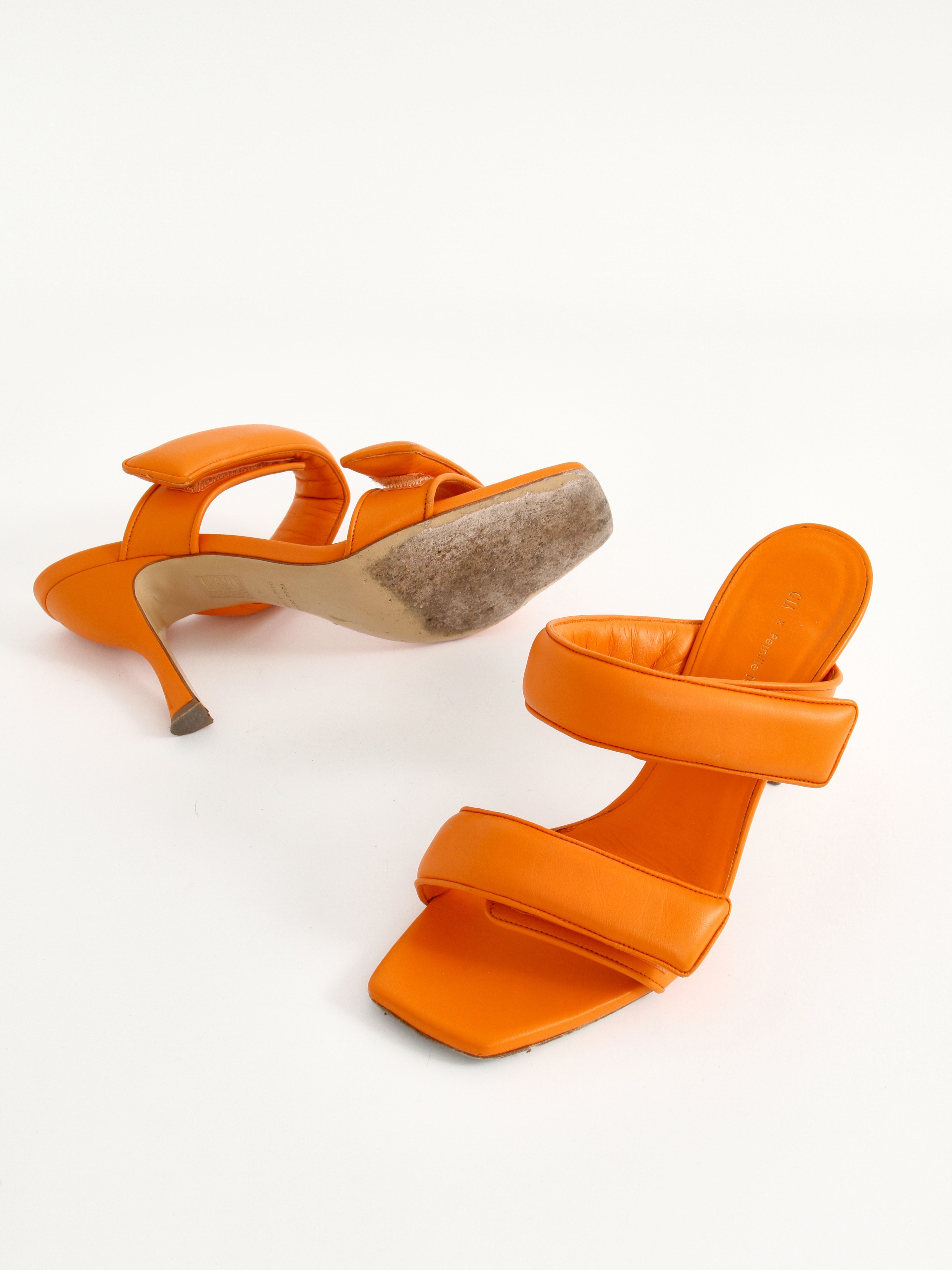 Gia Shoes 40 9