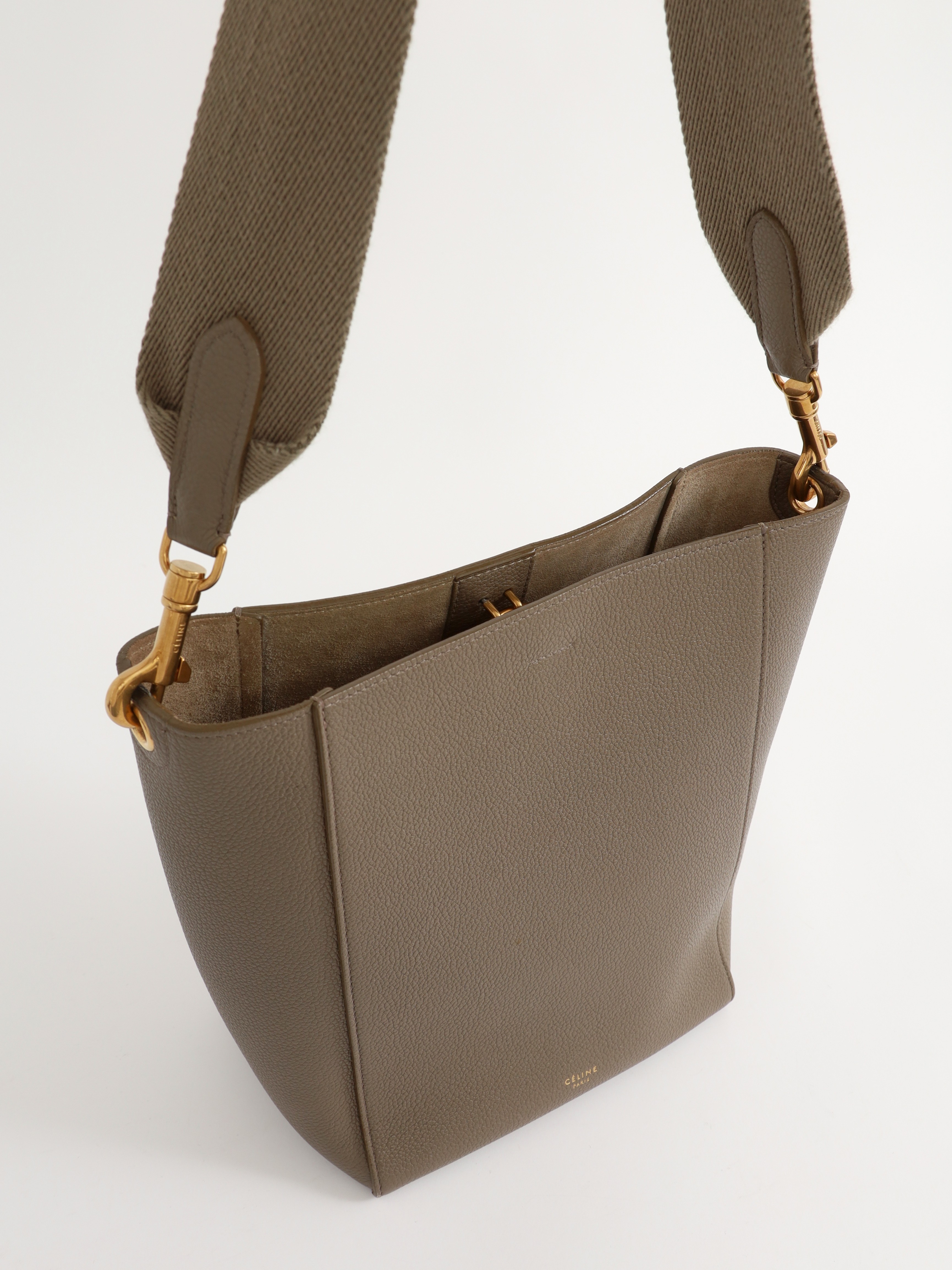 Celine Sangle 4