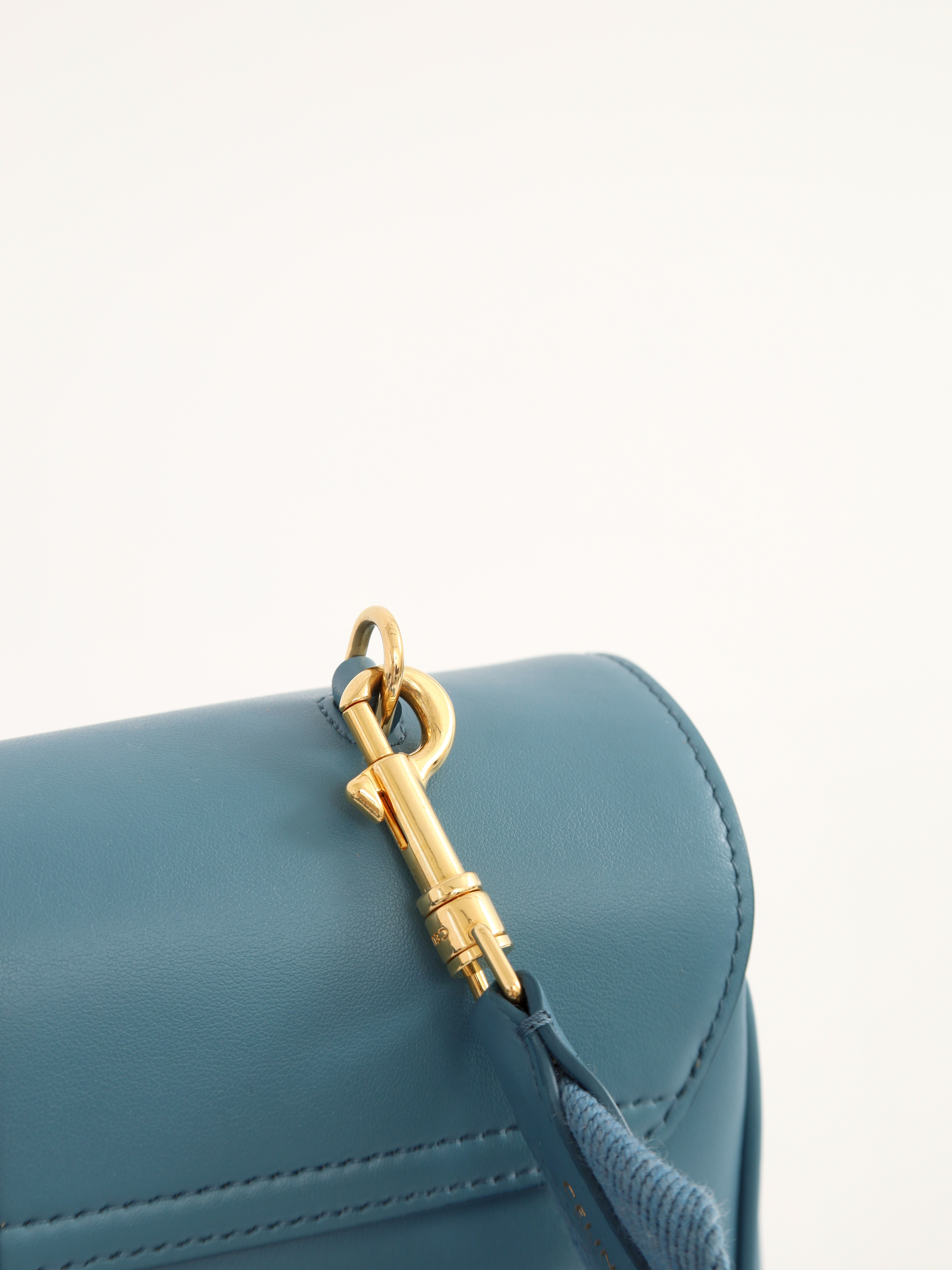 Celine 16 5