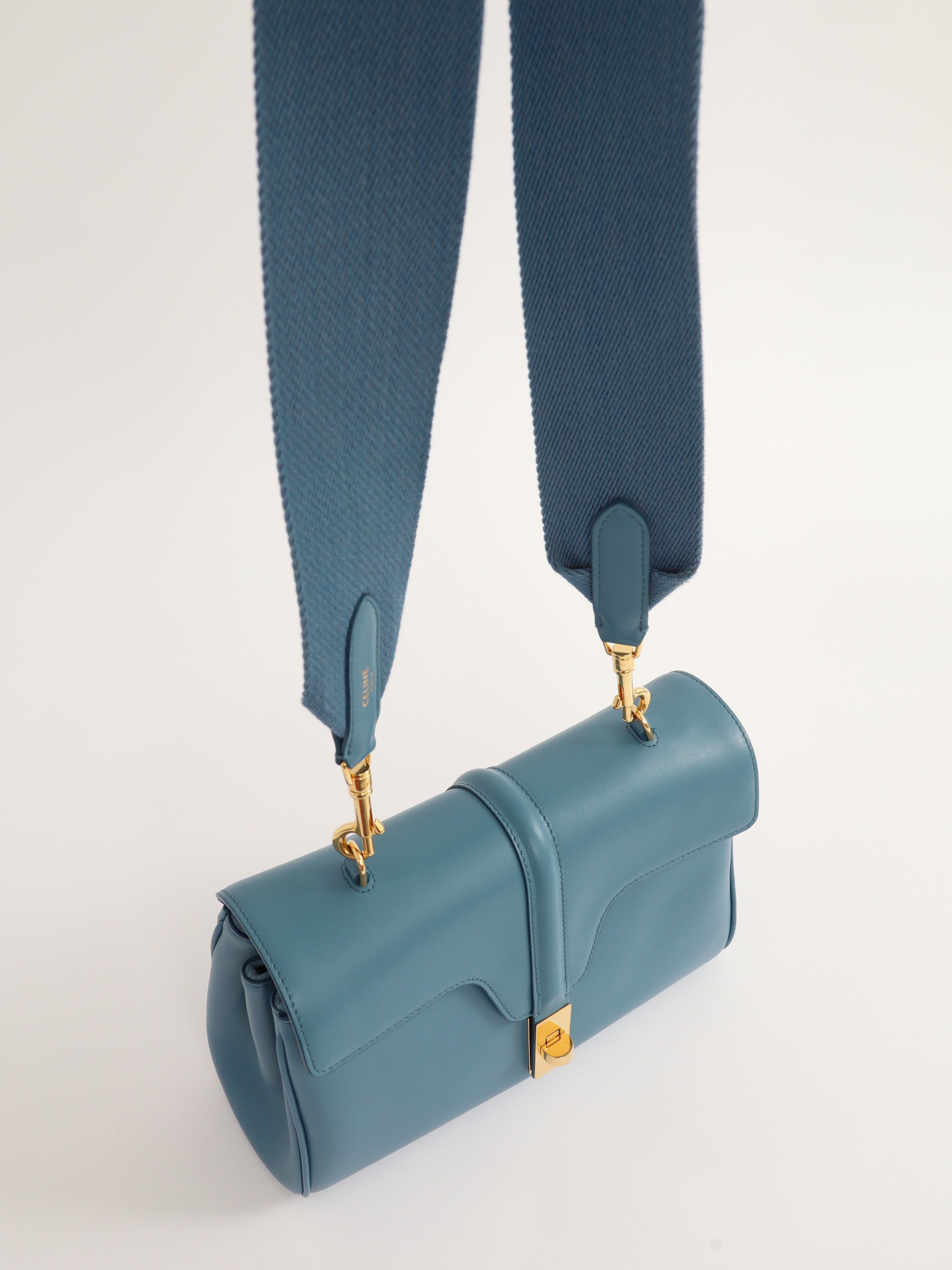 Celine 16 4