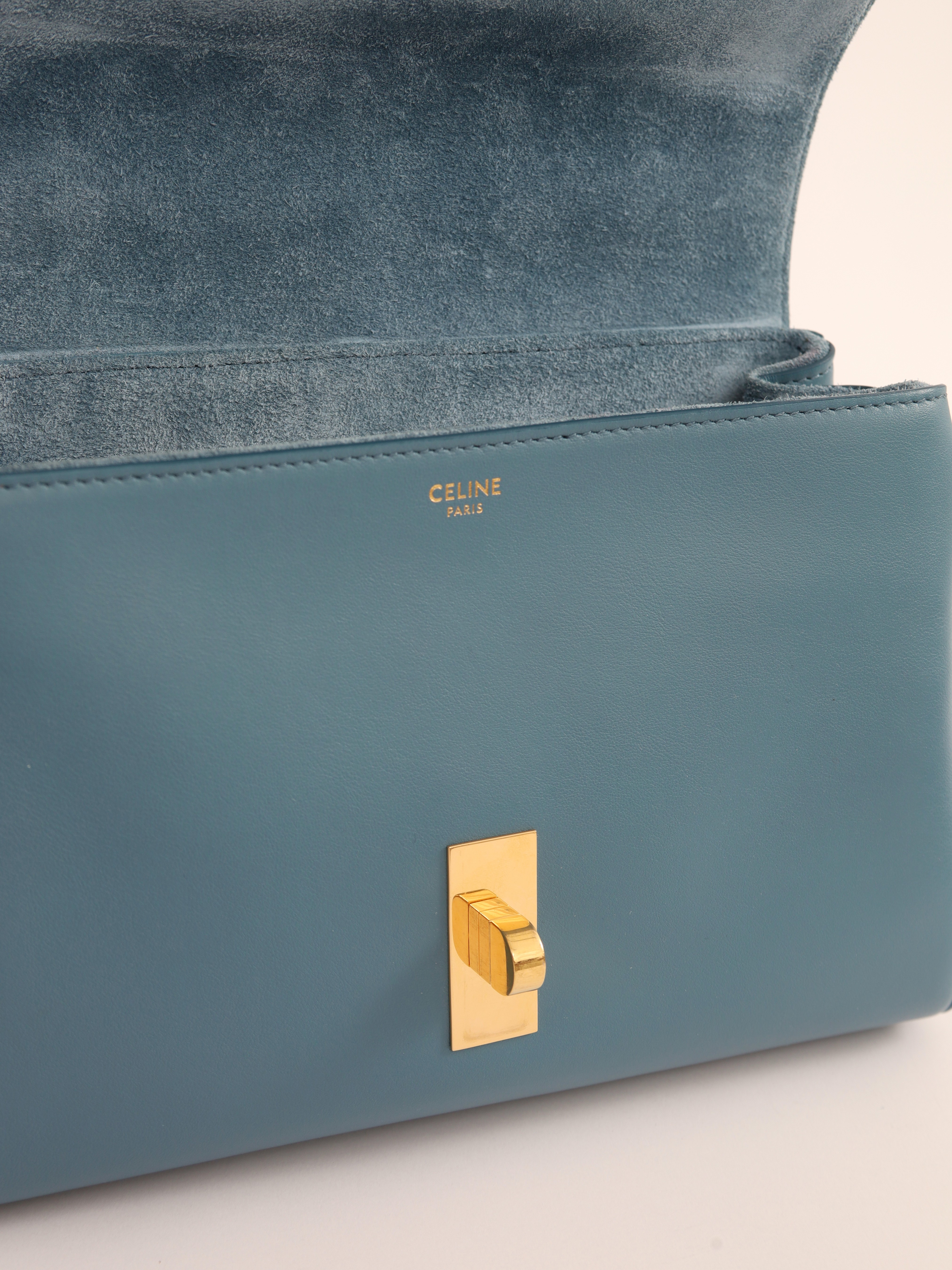 Celine 16 11