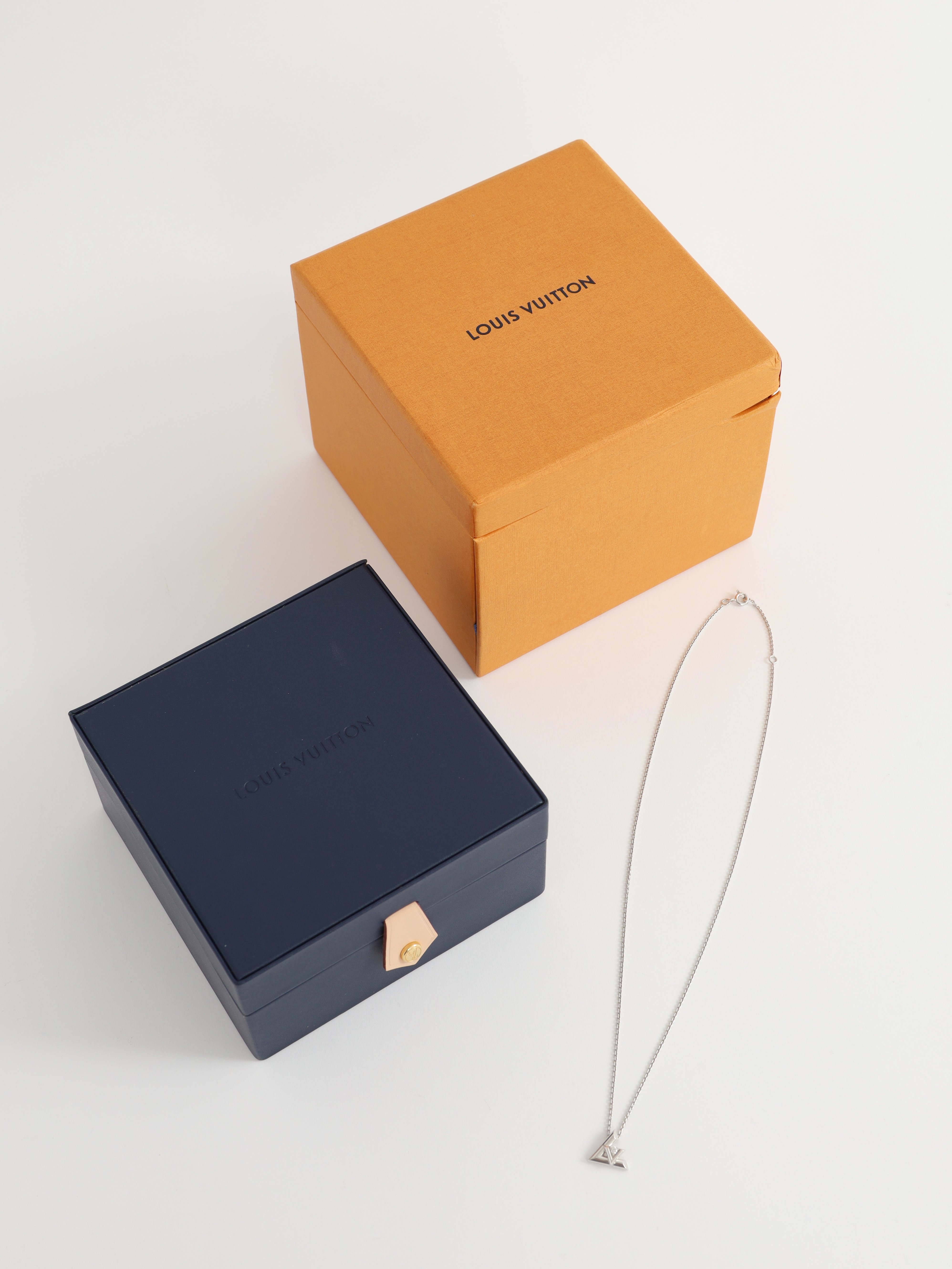 Louis Vuitton Volt One 4