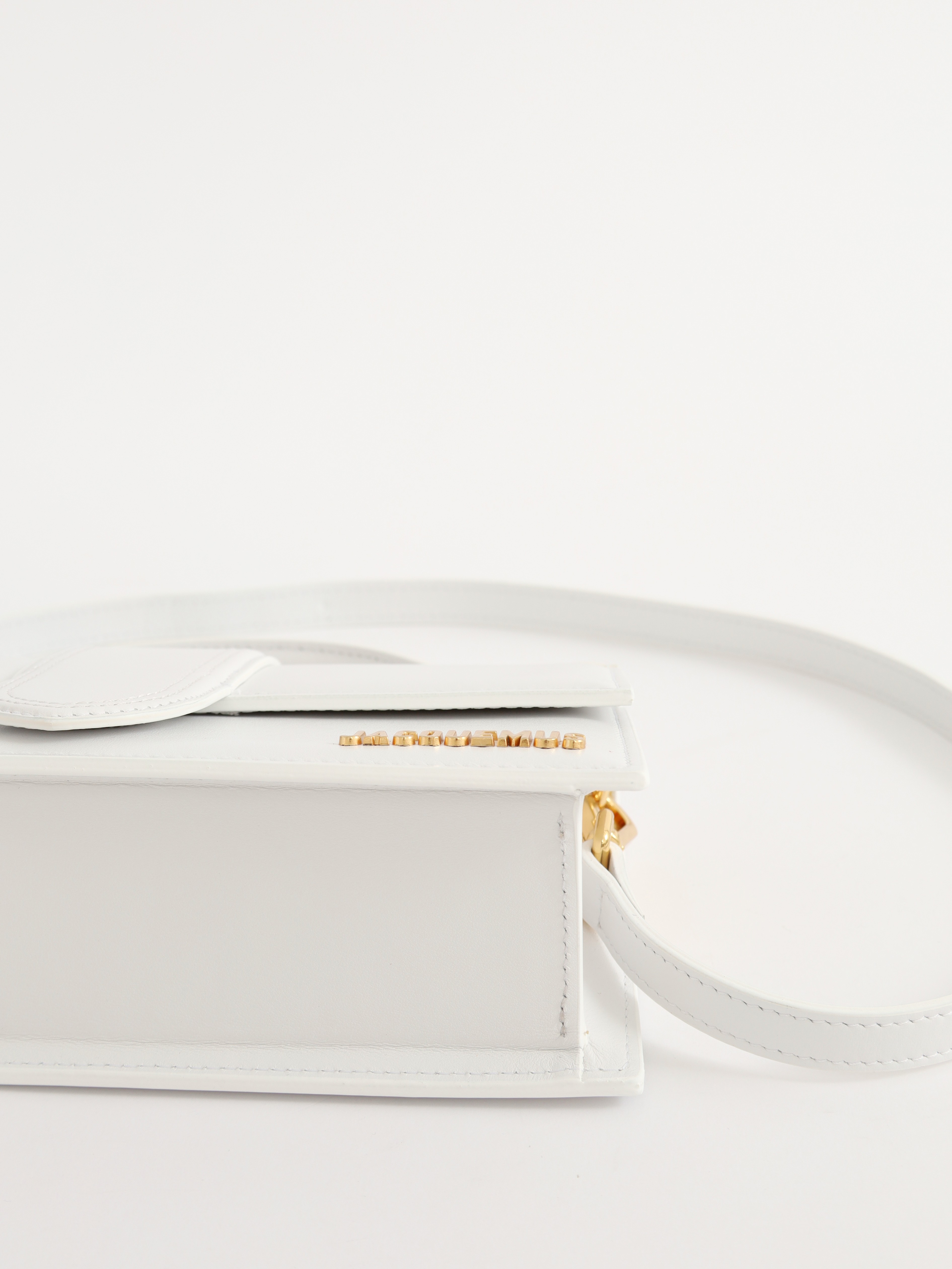 Jacquemus Le Bambino 11