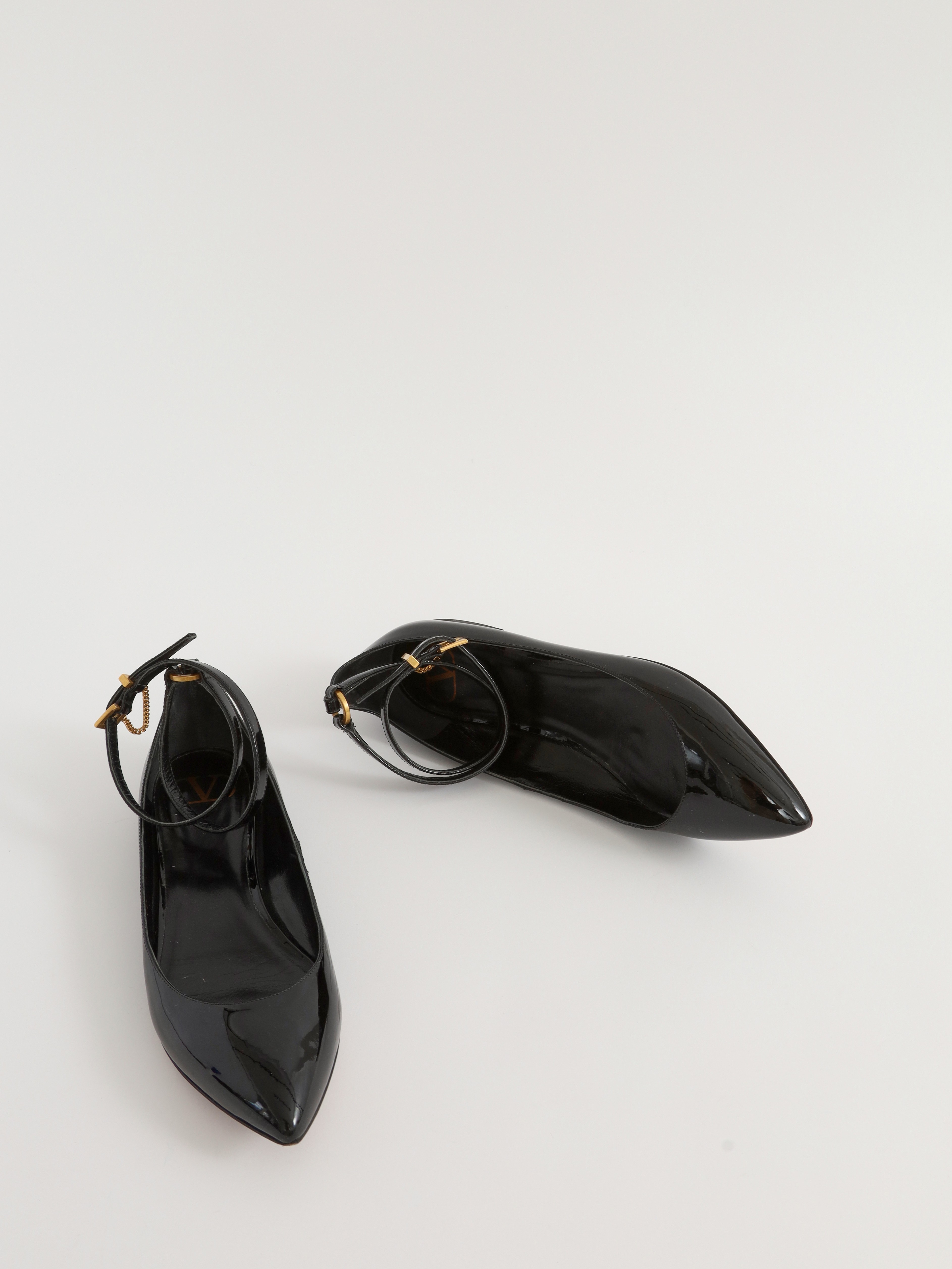 Valentino Shoes 37 5