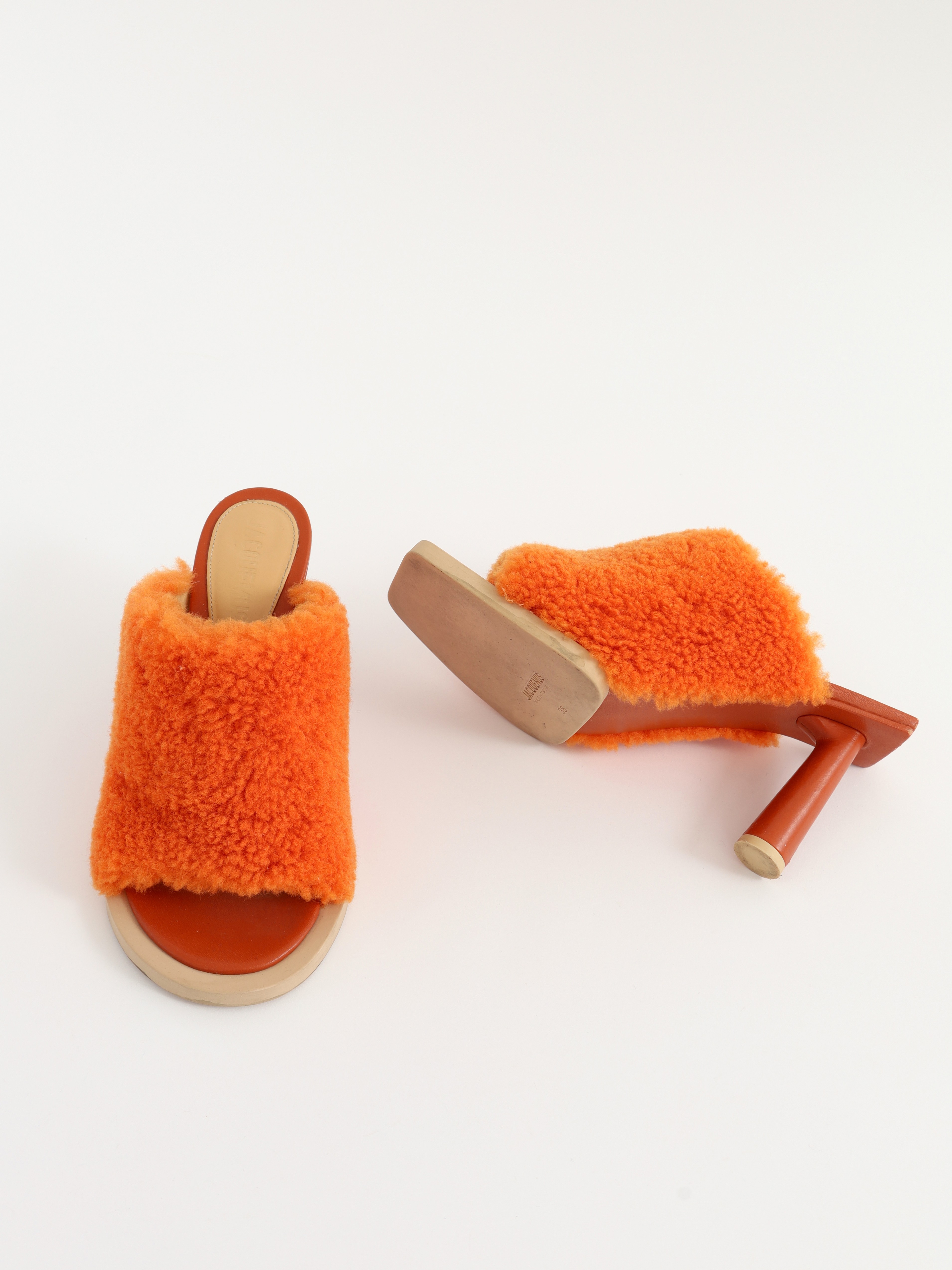 Jacquemus Shoes 38 9