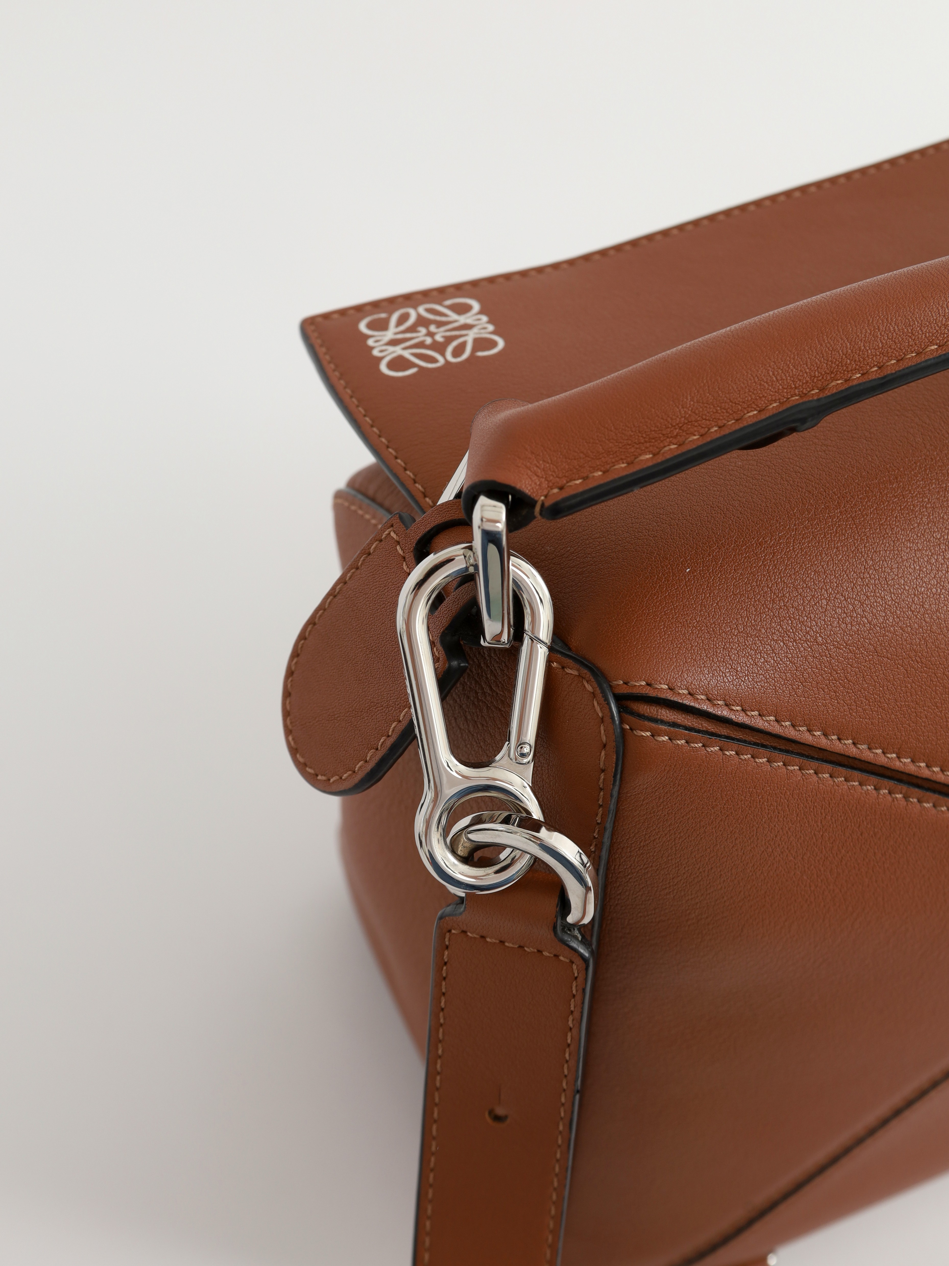 Loewe Puzzle 10