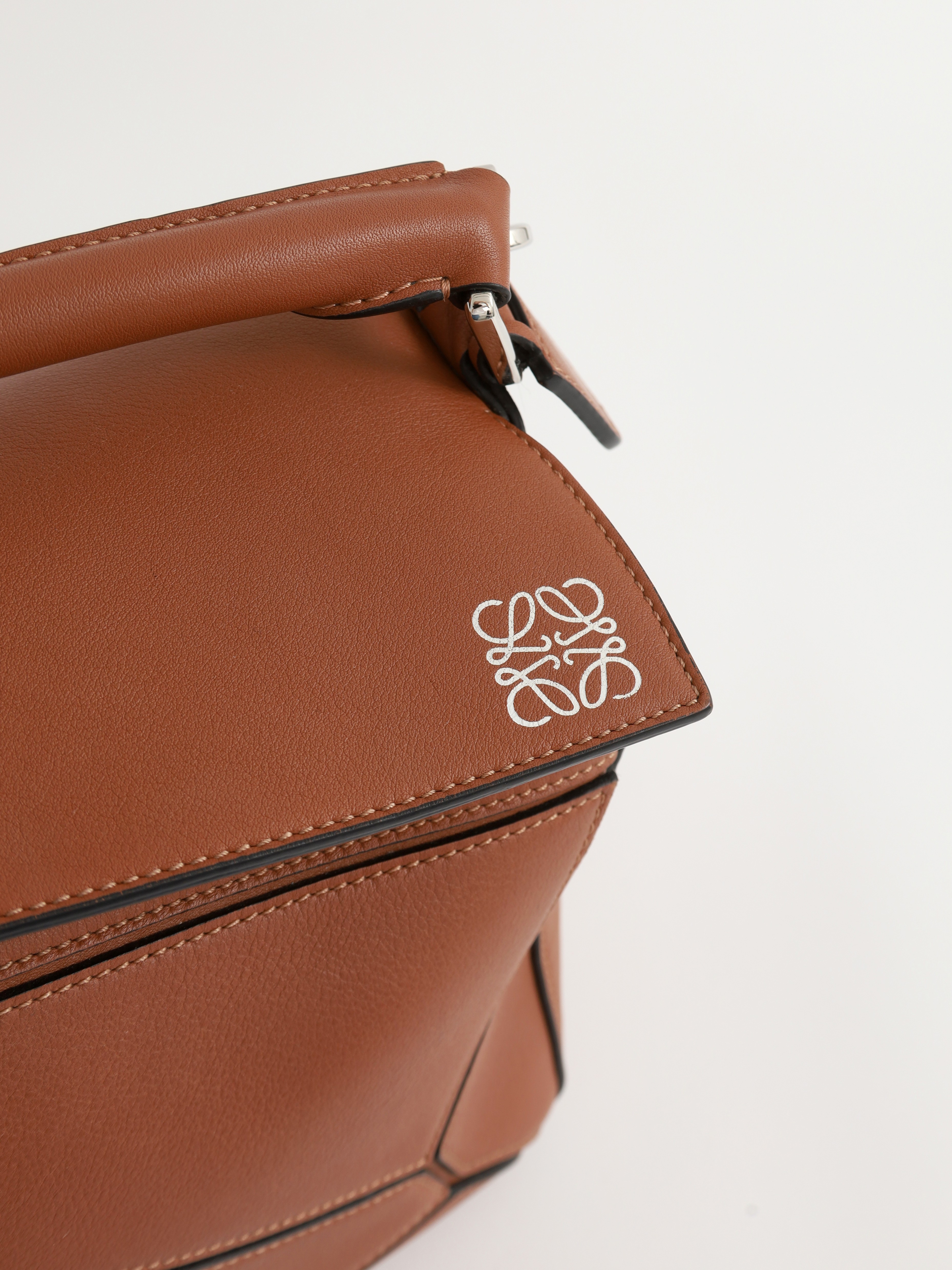 Loewe Puzzle 6
