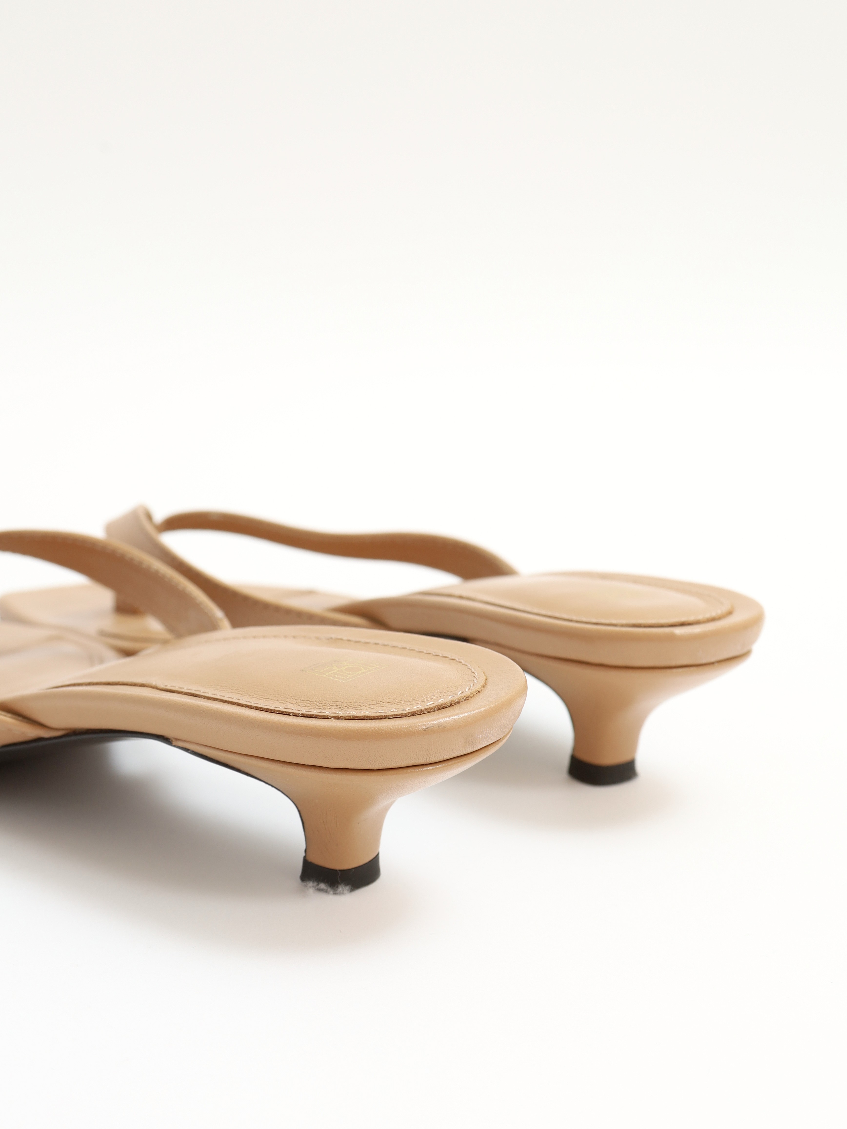 Toteme Shoes 38 6