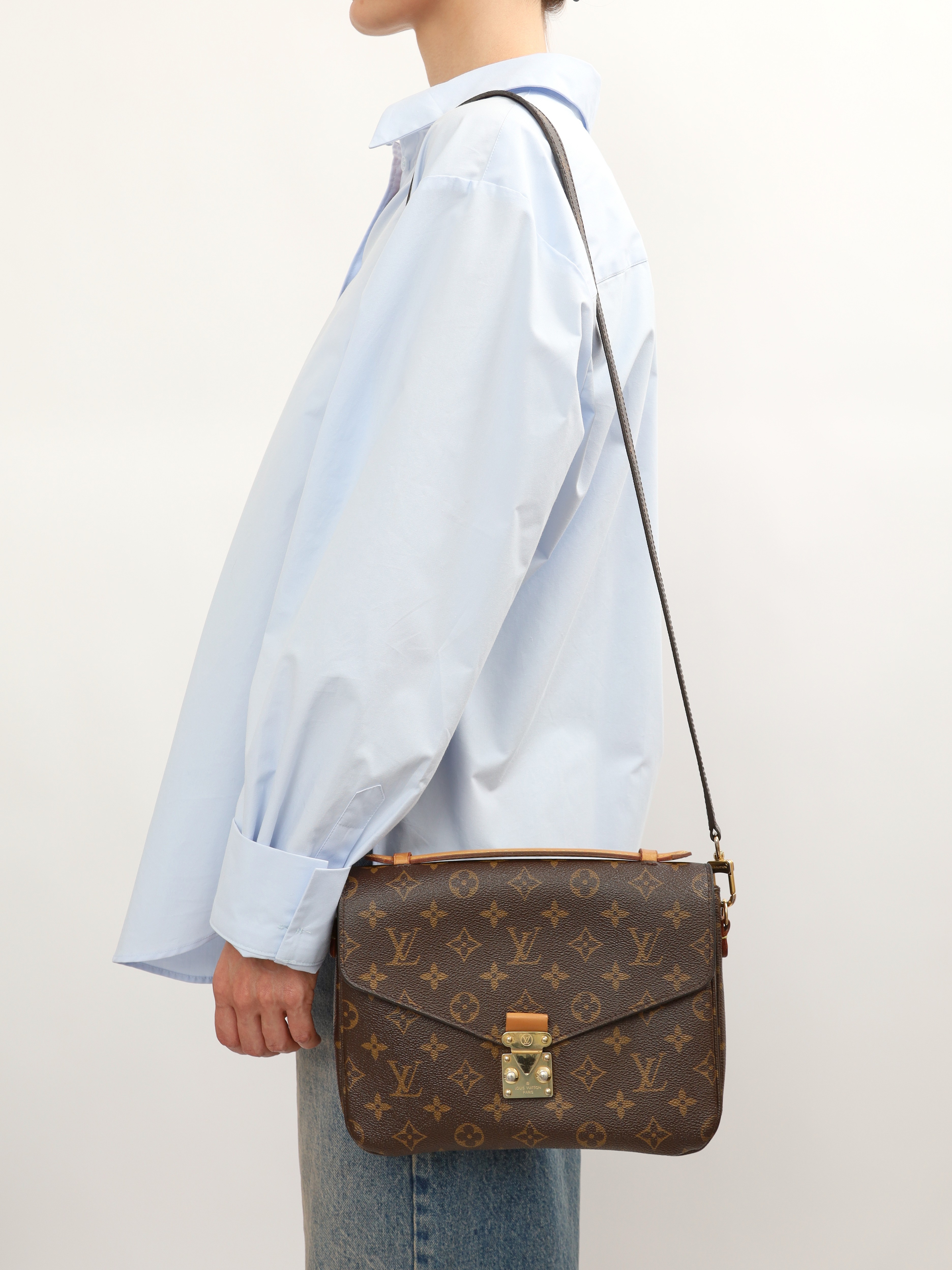 Louis Vuitton Pochette Metis 1