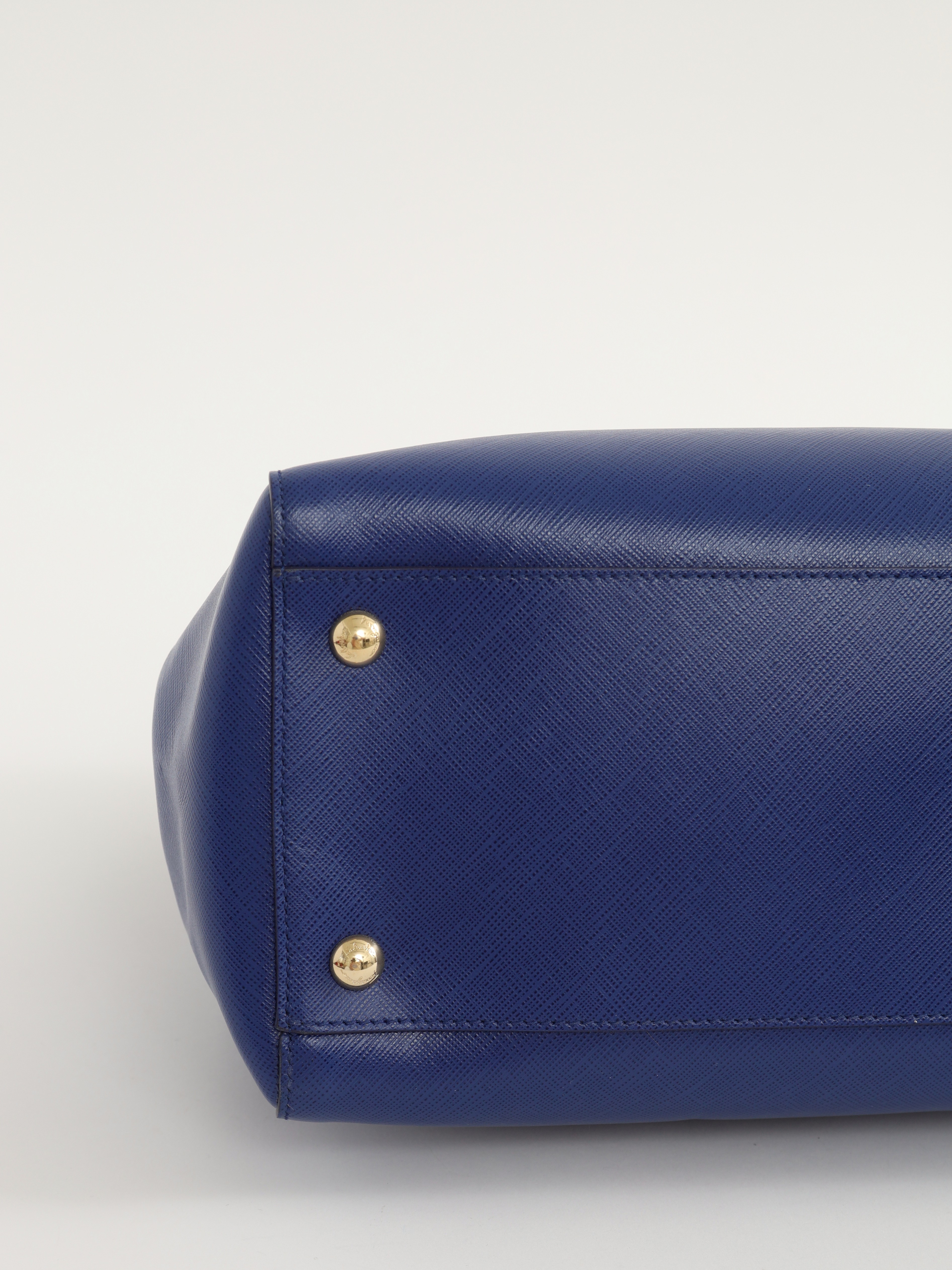 Salvatore Ferragamo Leather Bag 7