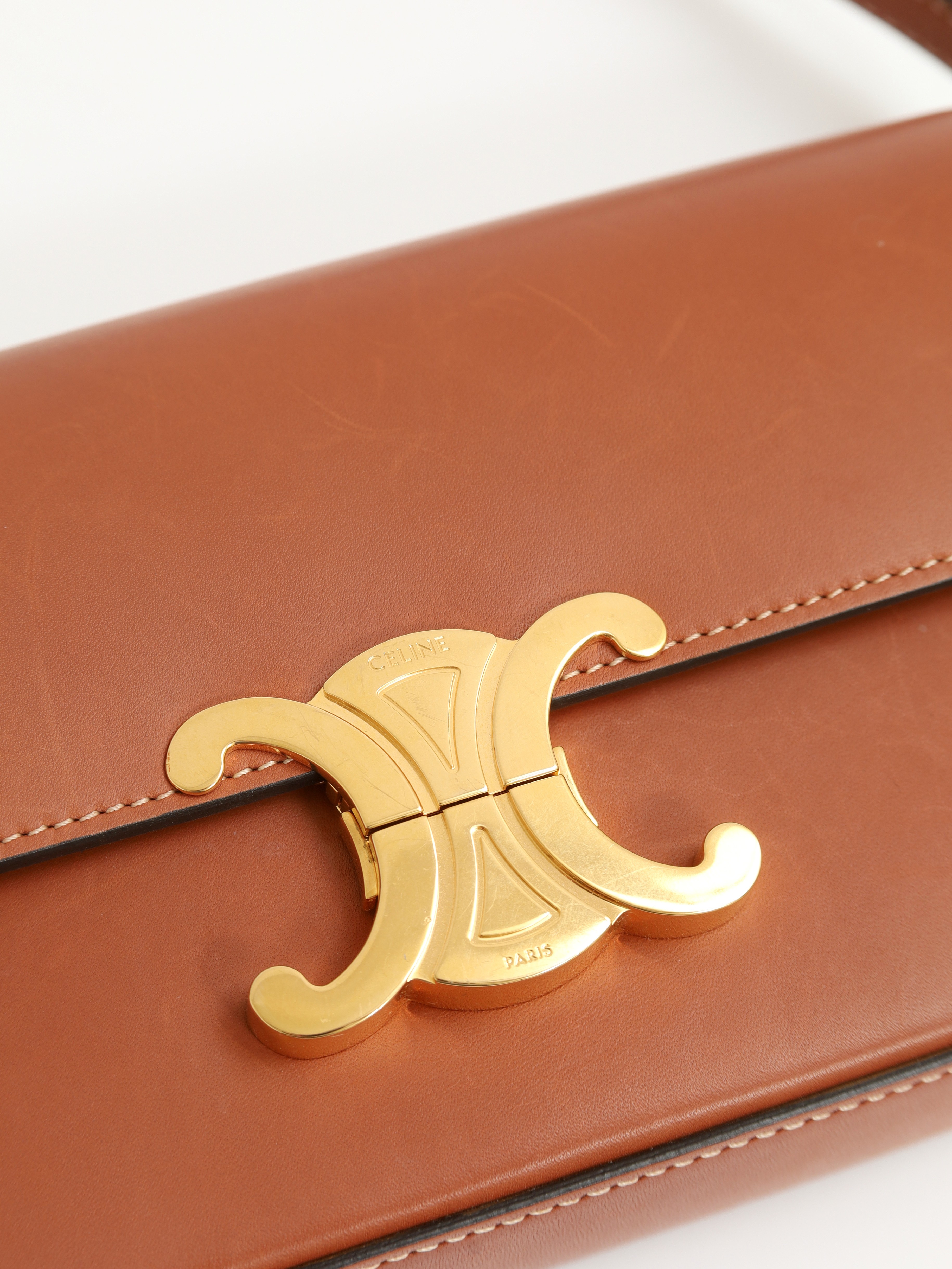 Celine Triomphe 6