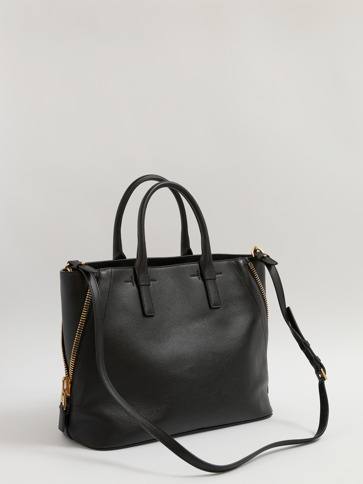 Tom Ford Jennifer 3