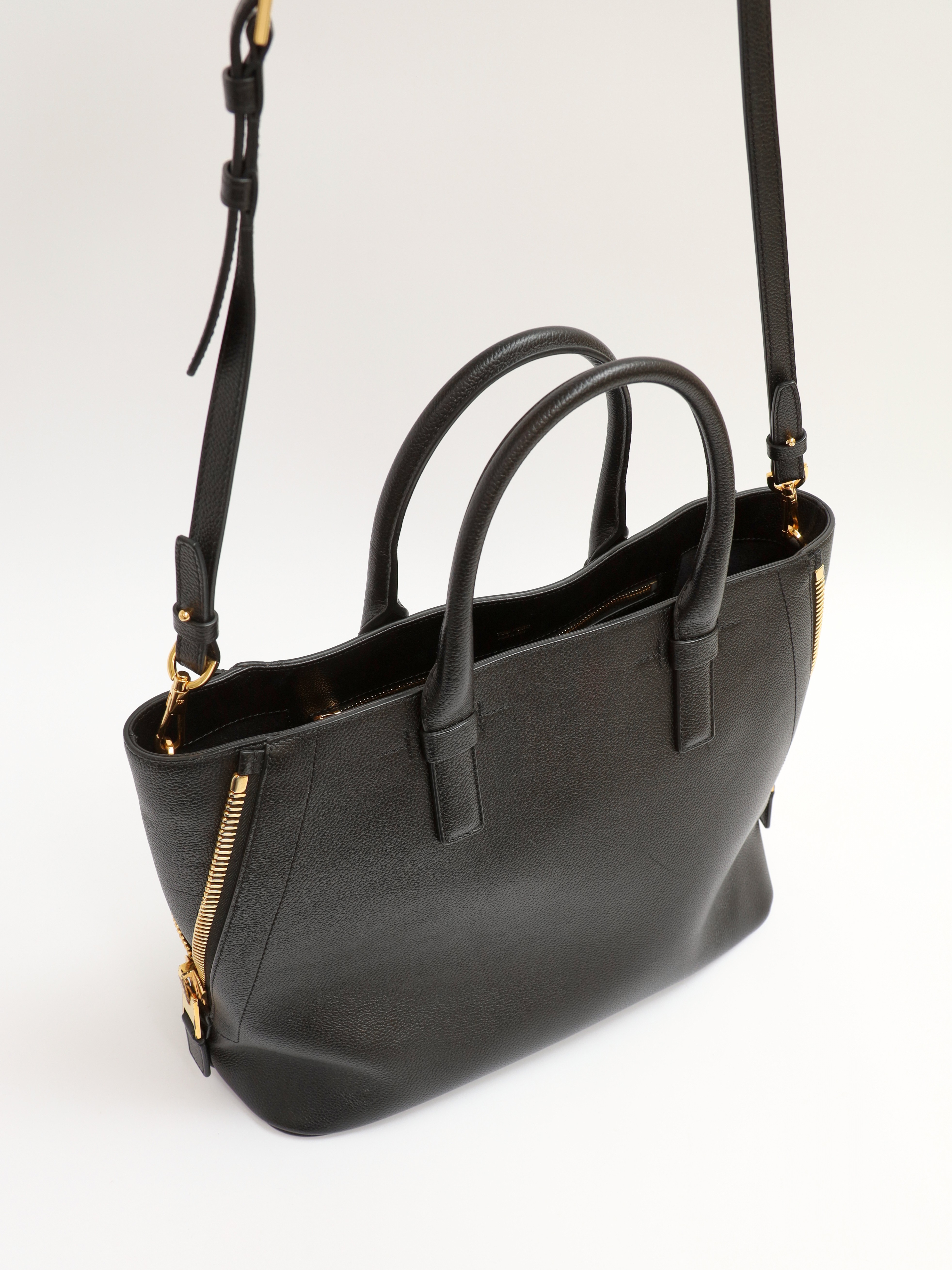 Tom Ford Jennifer 4