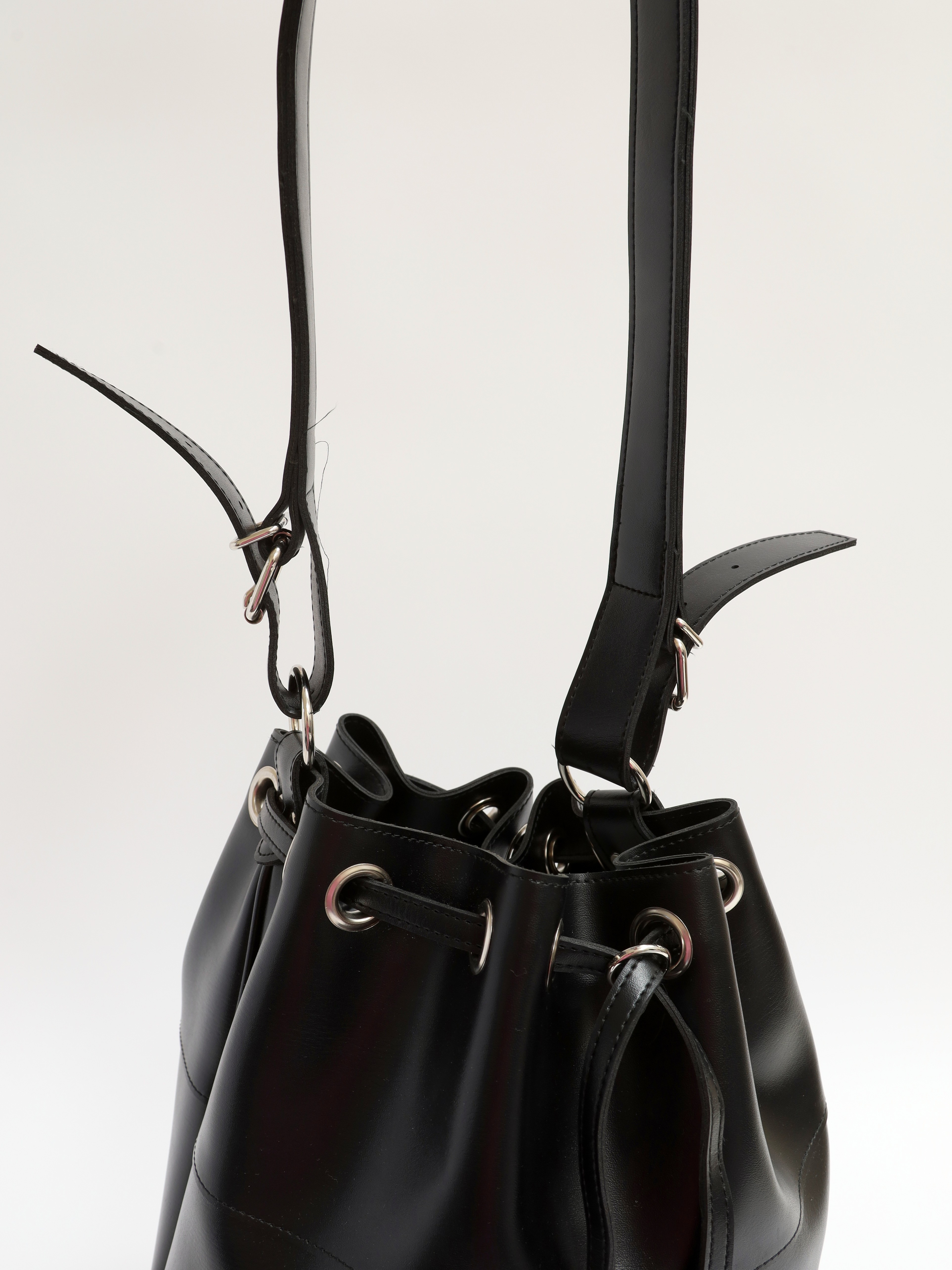 Comme Des Garcons Leather Bag 4