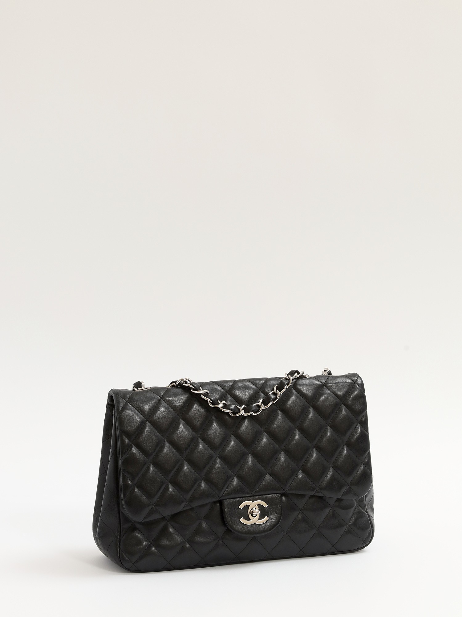 Chanel Timeless Classic 2